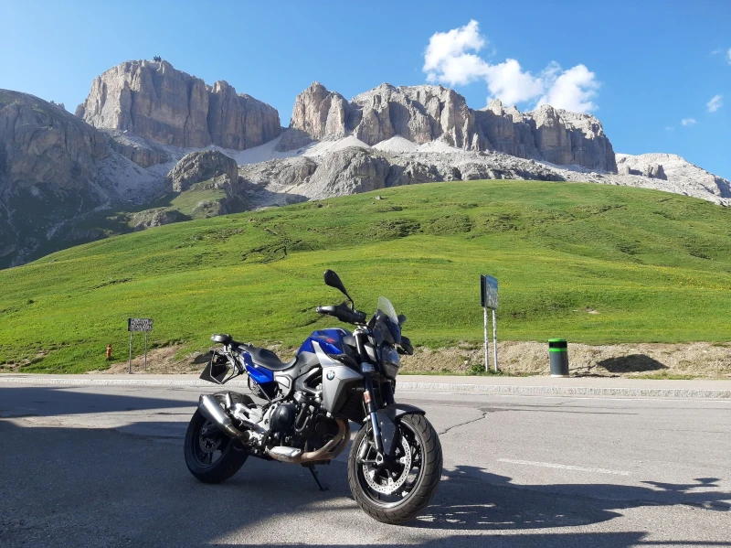 BMW F 900 R