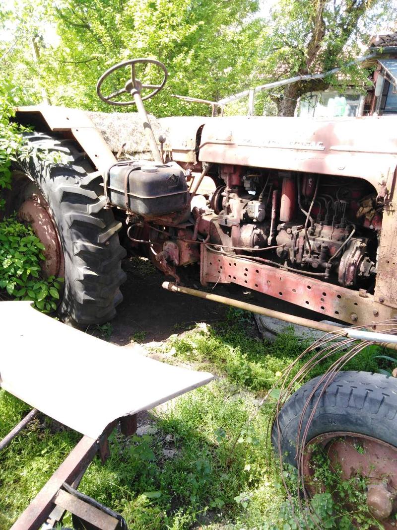 Трактор Беларус, снимка 2 - Селскостопанска техника - 36718504