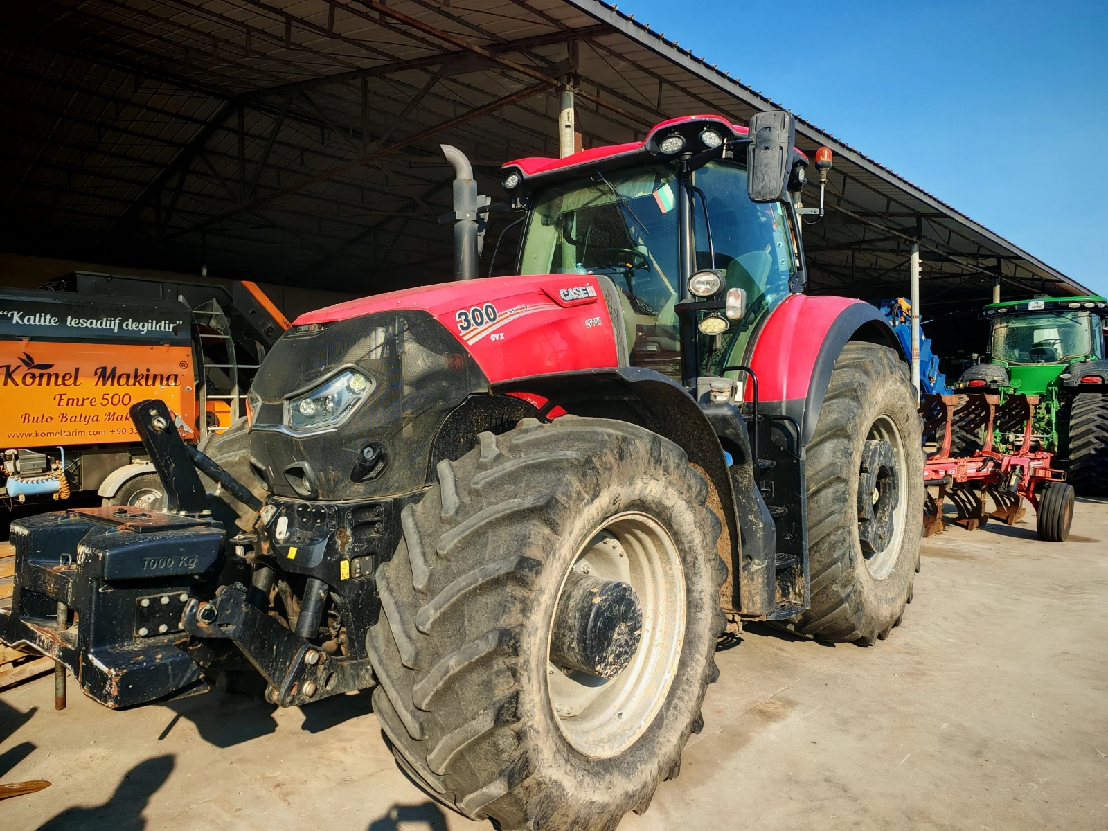 Трактор CASE IH OPTUM 300 лизинг с първоначална вноска 20 % - изображение 2