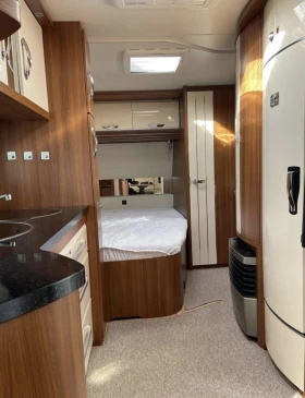 Каравана Hobby Premium 540 UFE, снимка 13