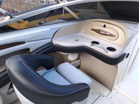 Моторна яхта Sea Ray 240 Select, снимка 12