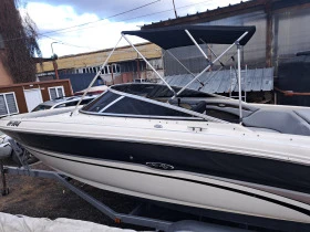 Моторна яхта Sea Ray 240 Select, снимка 5