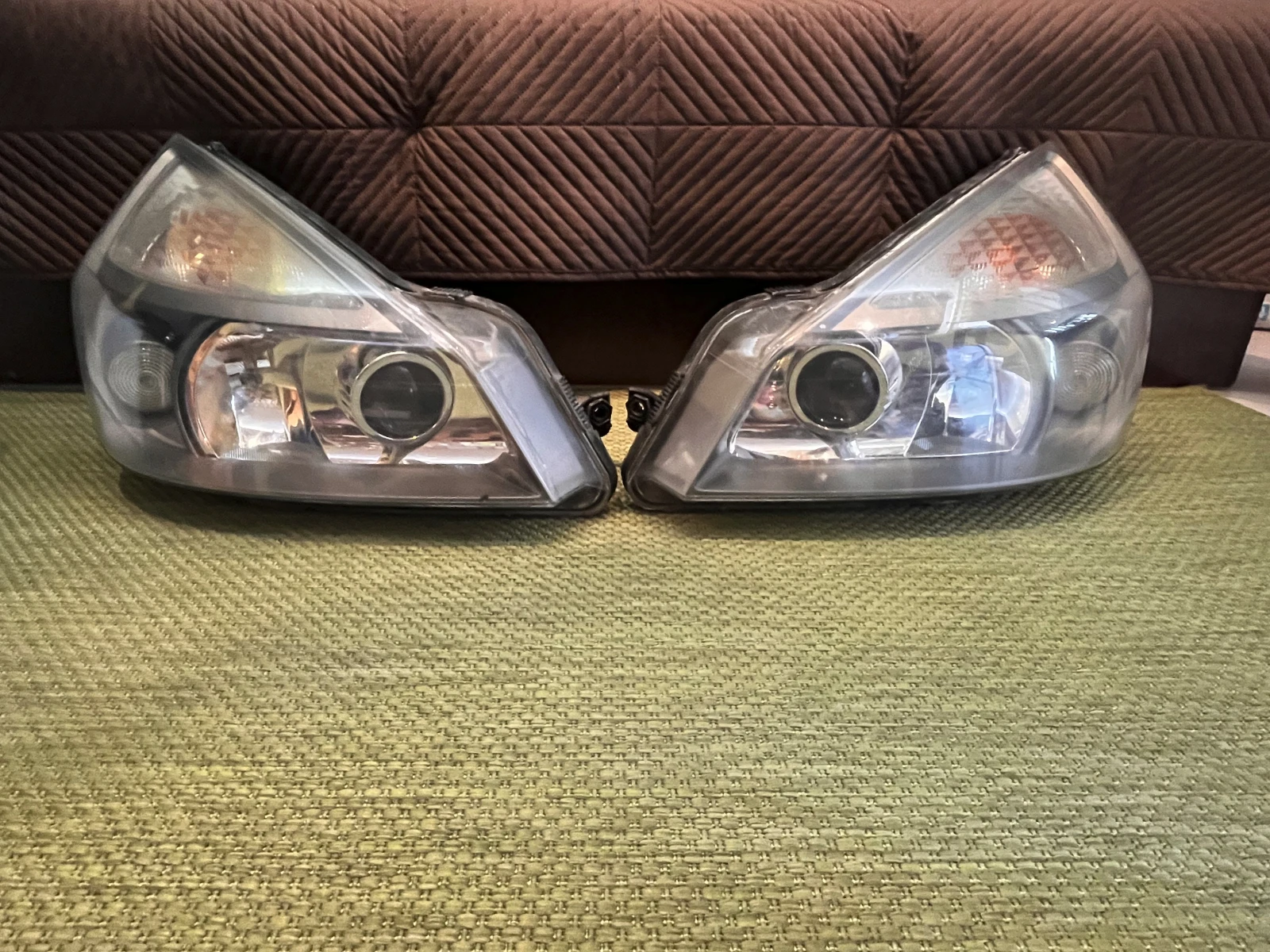 ������ �� ���� ������ 4 | Mobile.bg � ����������� 1