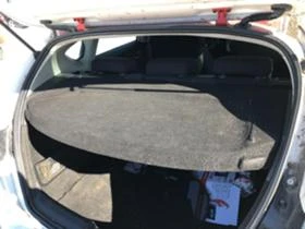 Seat Leon 1.6i 102hp, снимка 8