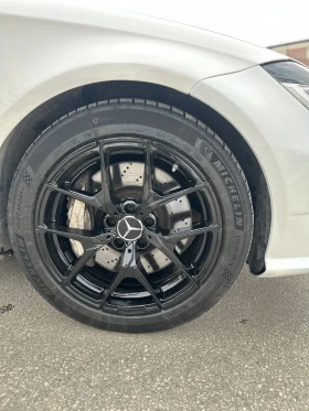     Mercedes-Benz CLS 550 Mercedes-Benz CLS 550 4MATIC AMG COUPE