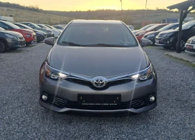 Toyota Auris 125000km, camera, Navi, service buch 