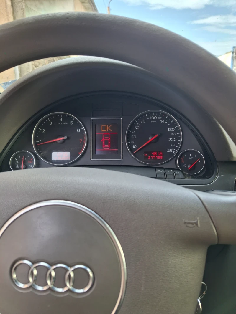 Audi A4, снимка 7 - Автомобили и джипове - 47485638