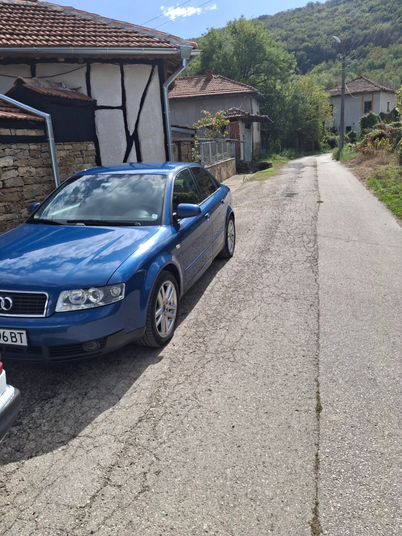 Audi A4, снимка 1 - Автомобили и джипове - 47485638