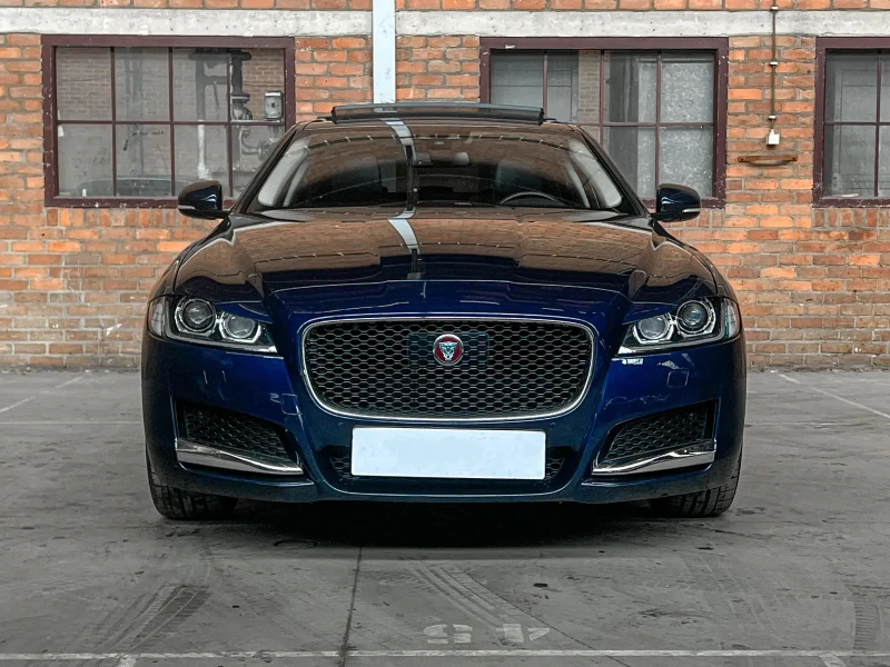 Jaguar Xf PORTFOLIO LOW KM 75, 000км пълна история с Jaquar, снимка 1 - Автомобили и джипове - 48258326