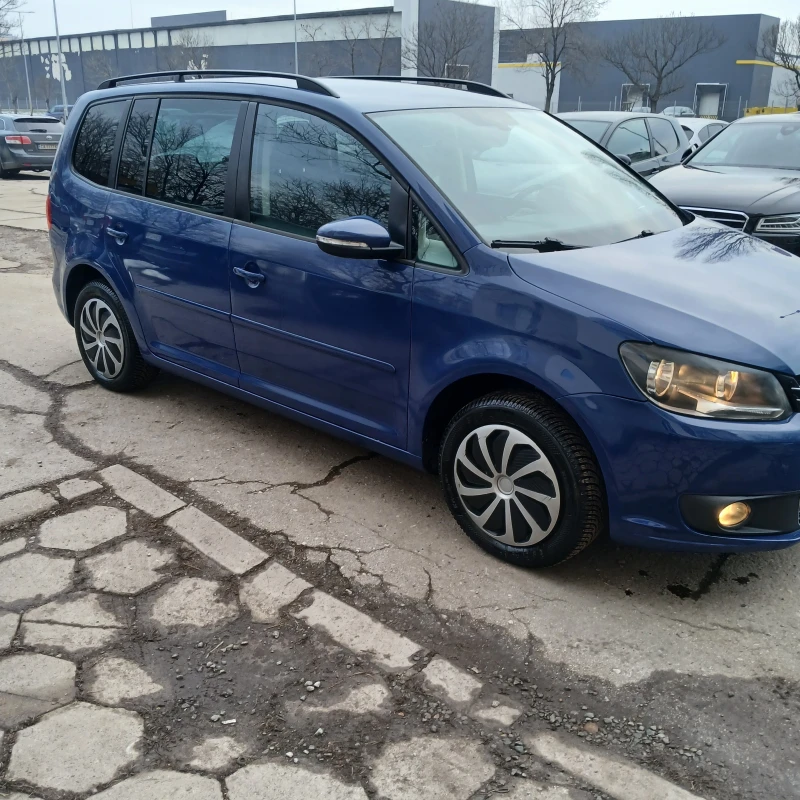 VW Touran, снимка 3 - Автомобили и джипове - 49345383