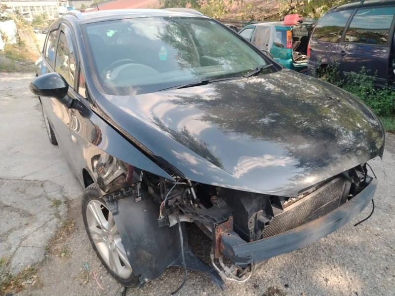 Seat Ibiza 1.4 16V CGG, снимка 9 - Автомобили и джипове - 51687995