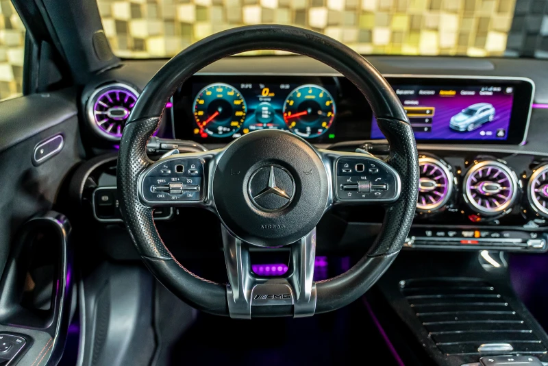 Mercedes-Benz A 200 AMG, снимка 15 - Автомобили и джипове - 52036643