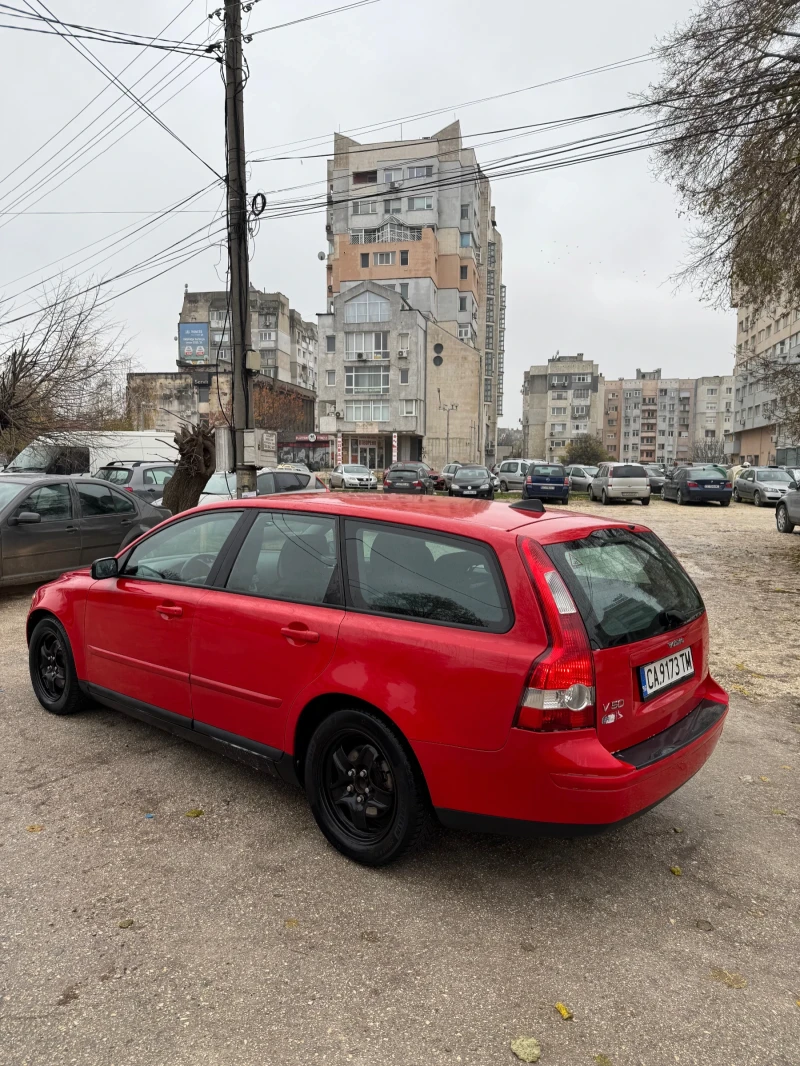 Volvo V50 2.4/170/Перфектна, снимка 6 - Автомобили и джипове - 52595051