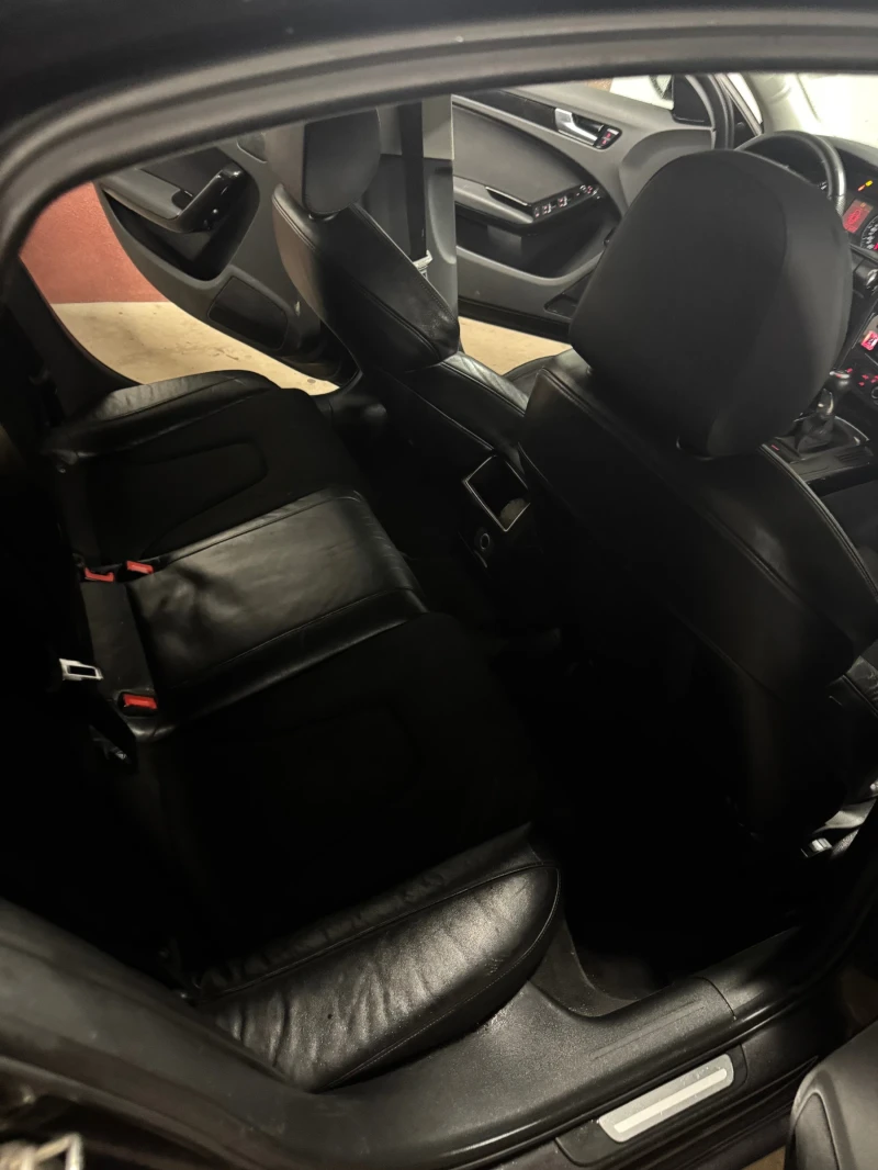Audi A4 1.8TFSI, снимка 12 - Автомобили и джипове - 52701633