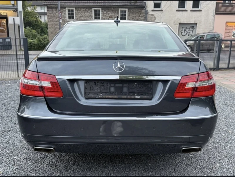 Mercedes-Benz E 350 3500, снимка 4 - Автомобили и джипове - 52809297
