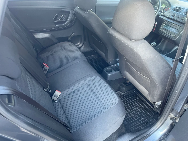 Skoda Fabia EURO5 1.2TDI, снимка 6 - Автомобили и джипове - 53024154