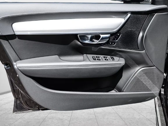 Volvo V90 B4 = Ultimate Dark = Гаранция - изображение 4