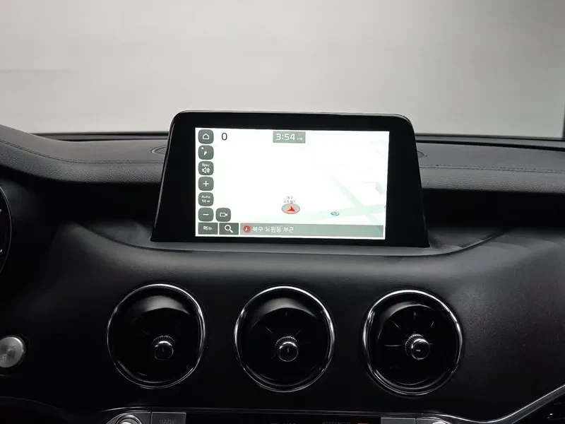 Kia Stinger 2.0 Turbo 2Wd Platinum, снимка 15 - Автомобили и джипове - 56118136