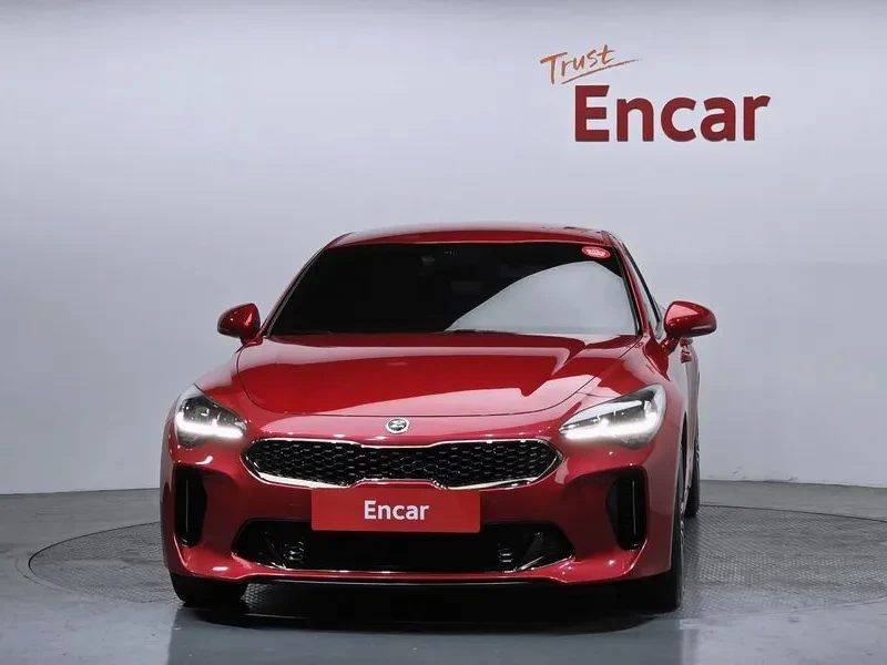 Kia Stinger 2.0 Turbo 2Wd Platinum, снимка 3 - Автомобили и джипове - 56118136