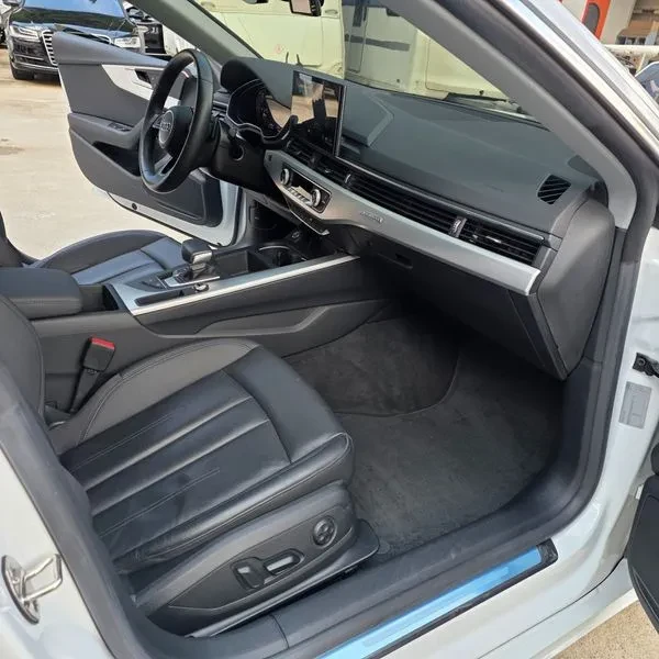 Audi A5 2.0 TFSI Quattro - САМО 30% АВАНС, снимка 11 - Автомобили и джипове - 56270771