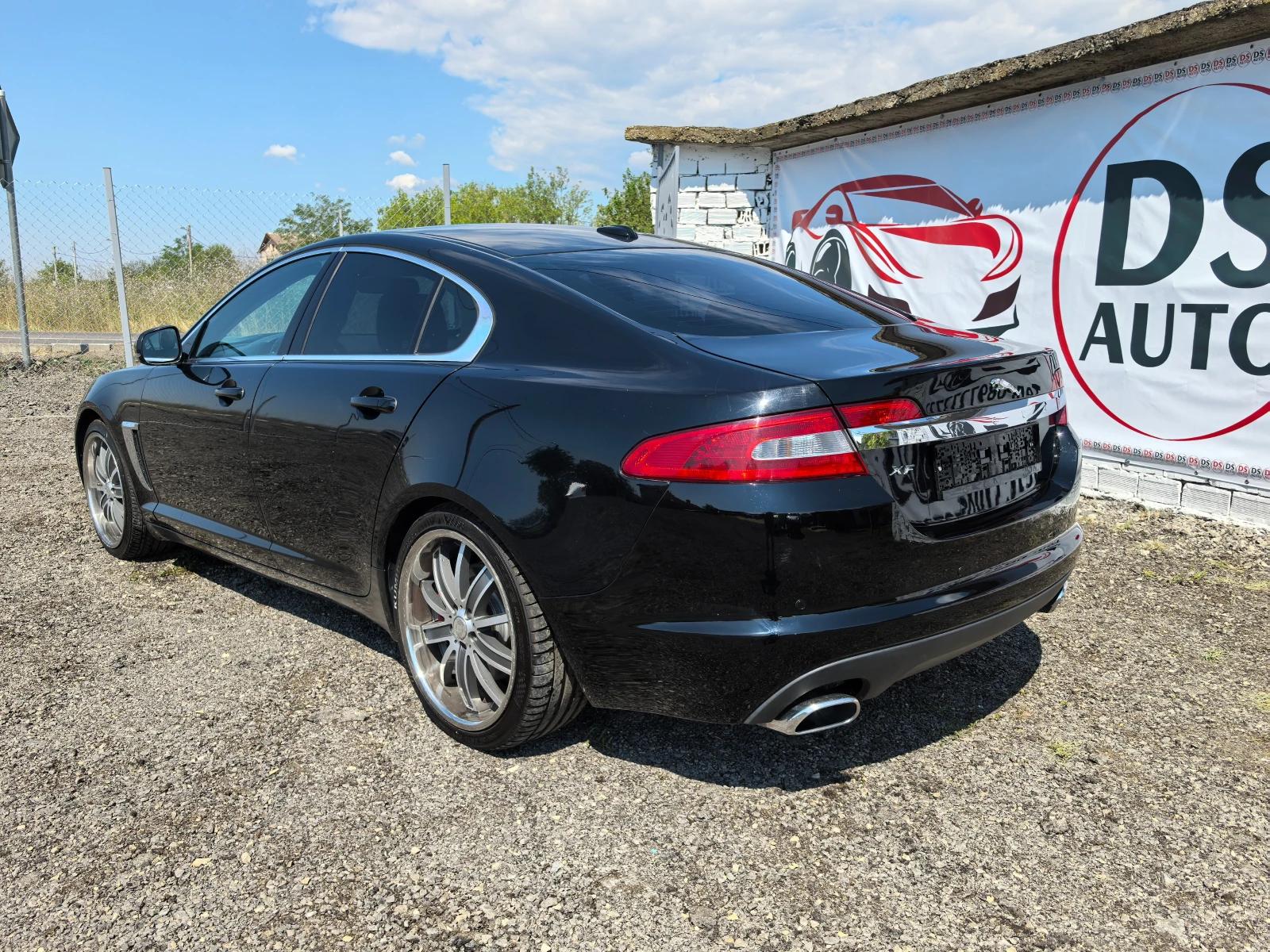 Jaguar Xf 3.0D - изображение 3