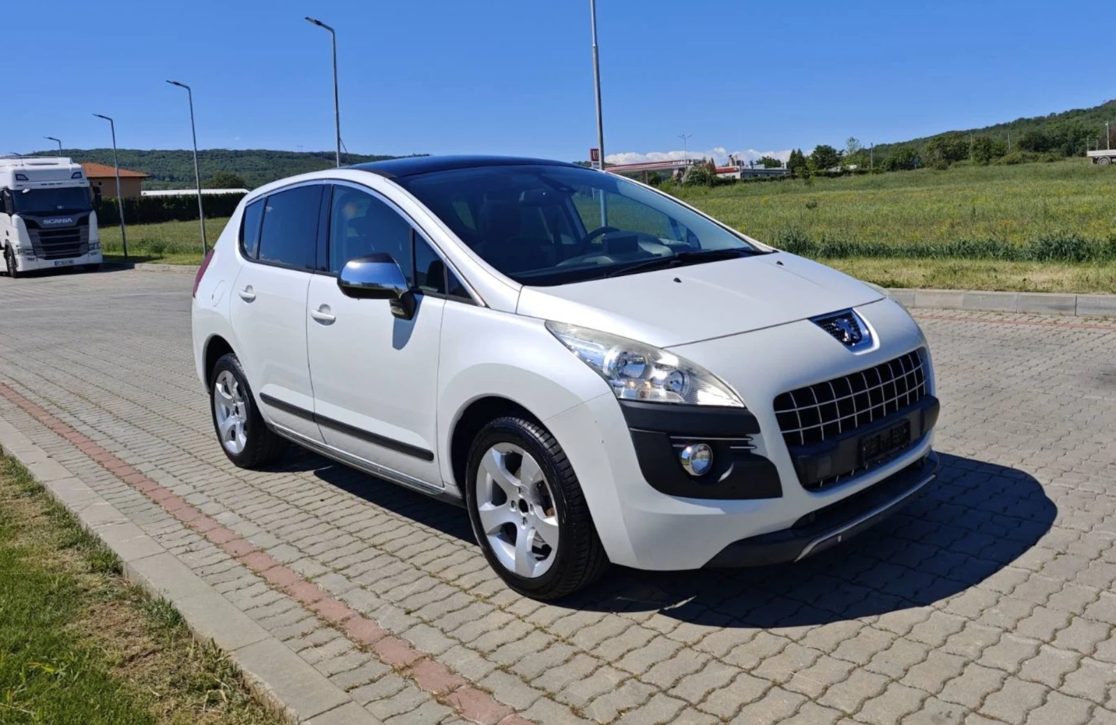 Peugeot 3008 SWISS, 1.6 hdi, панорама, head up, дистроник, .. - изображение 2