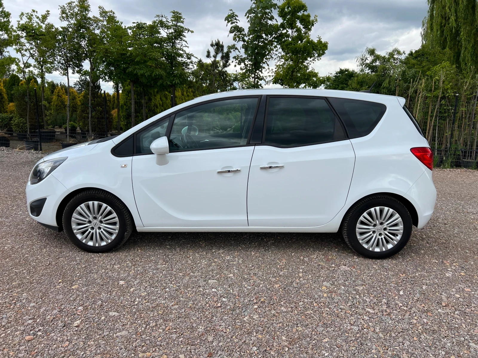 Opel Meriva 1.4 T 140 P.S - изображение 2