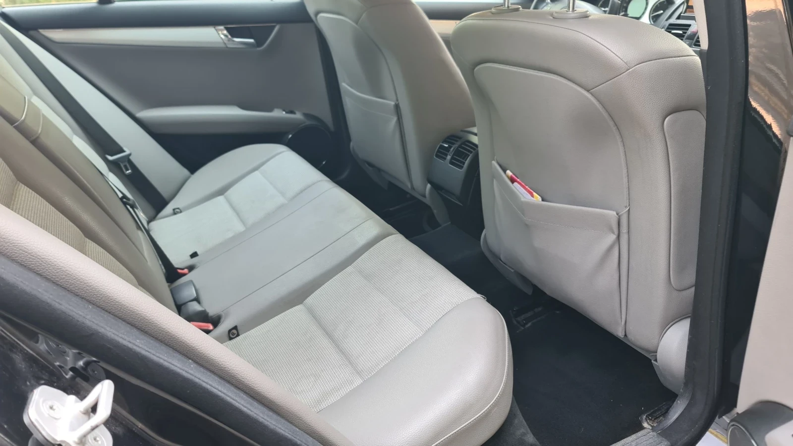 Mercedes-Benz C 320 3.2 CDI 4Matik - изображение 10