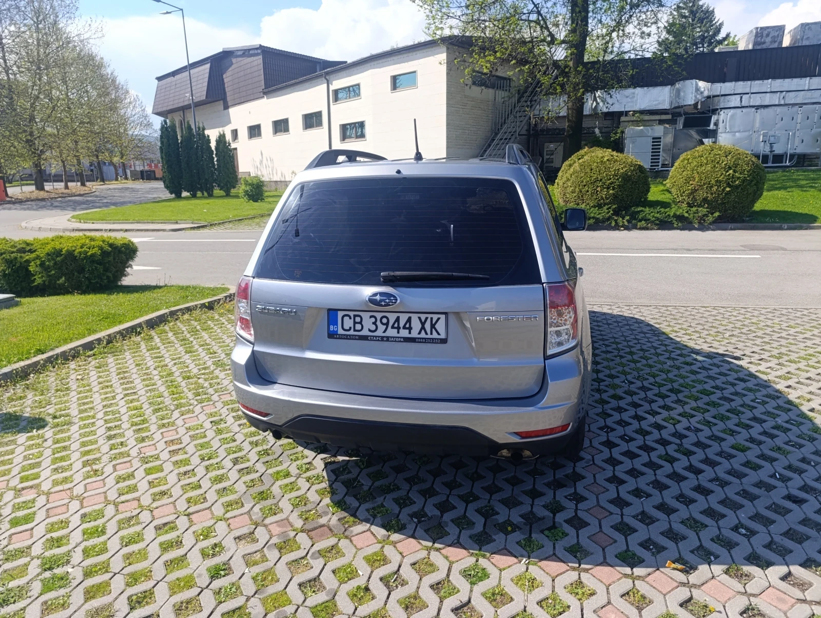 Subaru Forester 2.0i * BiFuel * 4x4 - изображение 6
