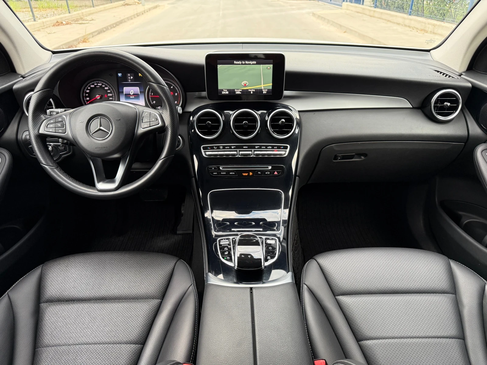 Mercedes-Benz CLC 220 4MATIC/FULL LED/ПЪЛНА СЕРВИЗНА ИСТОРИЯ !!! - изображение 8