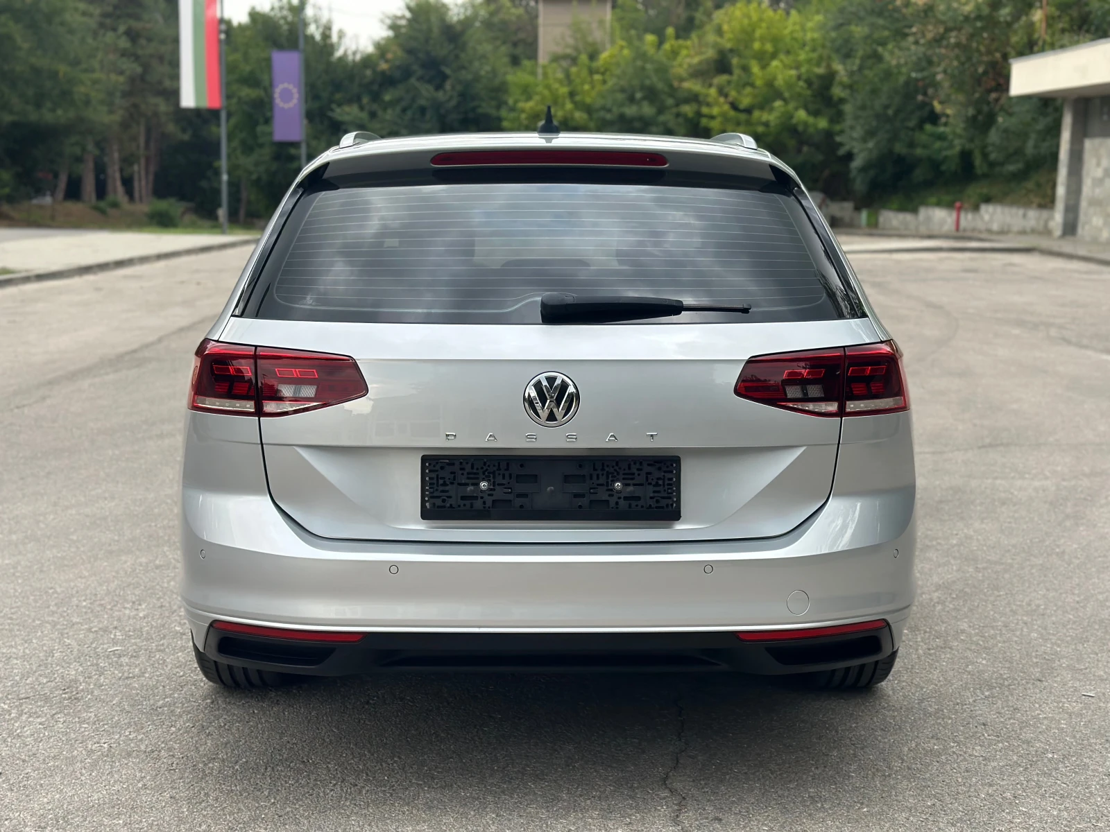 VW Passat 2.0TDI* 150кс* FaceLift* 111000км - изображение 4