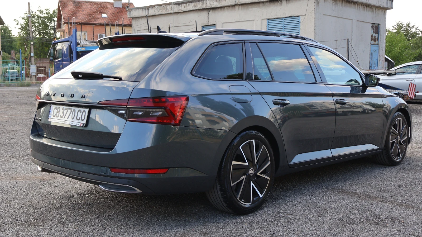 Skoda Superb 2.0TDI SPORTLine DSG MATRIX ДИСТРОНИК KeyLess  - изображение 5