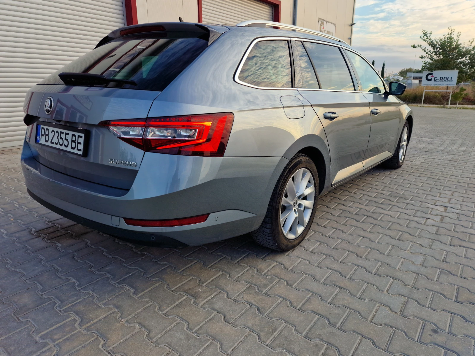 Skoda Superb 2.0 DSG7 Панорама 190hp  - изображение 5