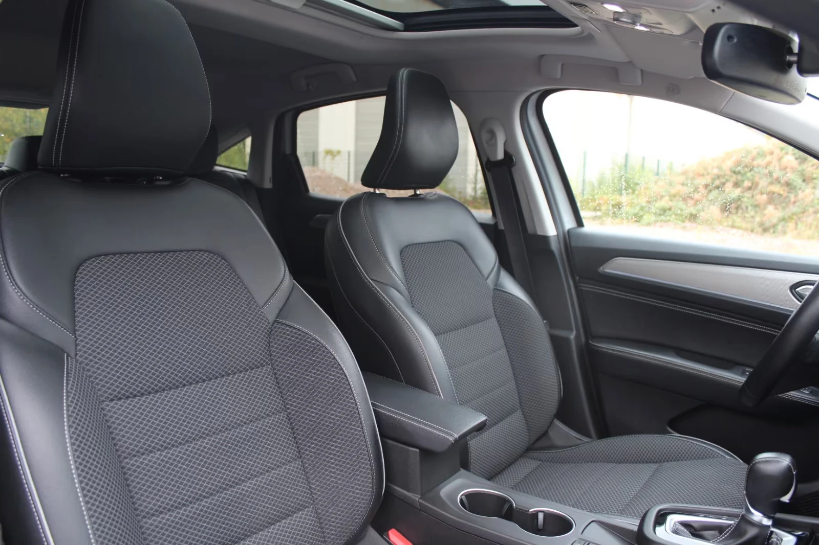 Renault Arkana 1.6HEV/143HP/TECHNO/PANO/CAM/DIGI/LED/KLESS/512g | Mobile.bg   12