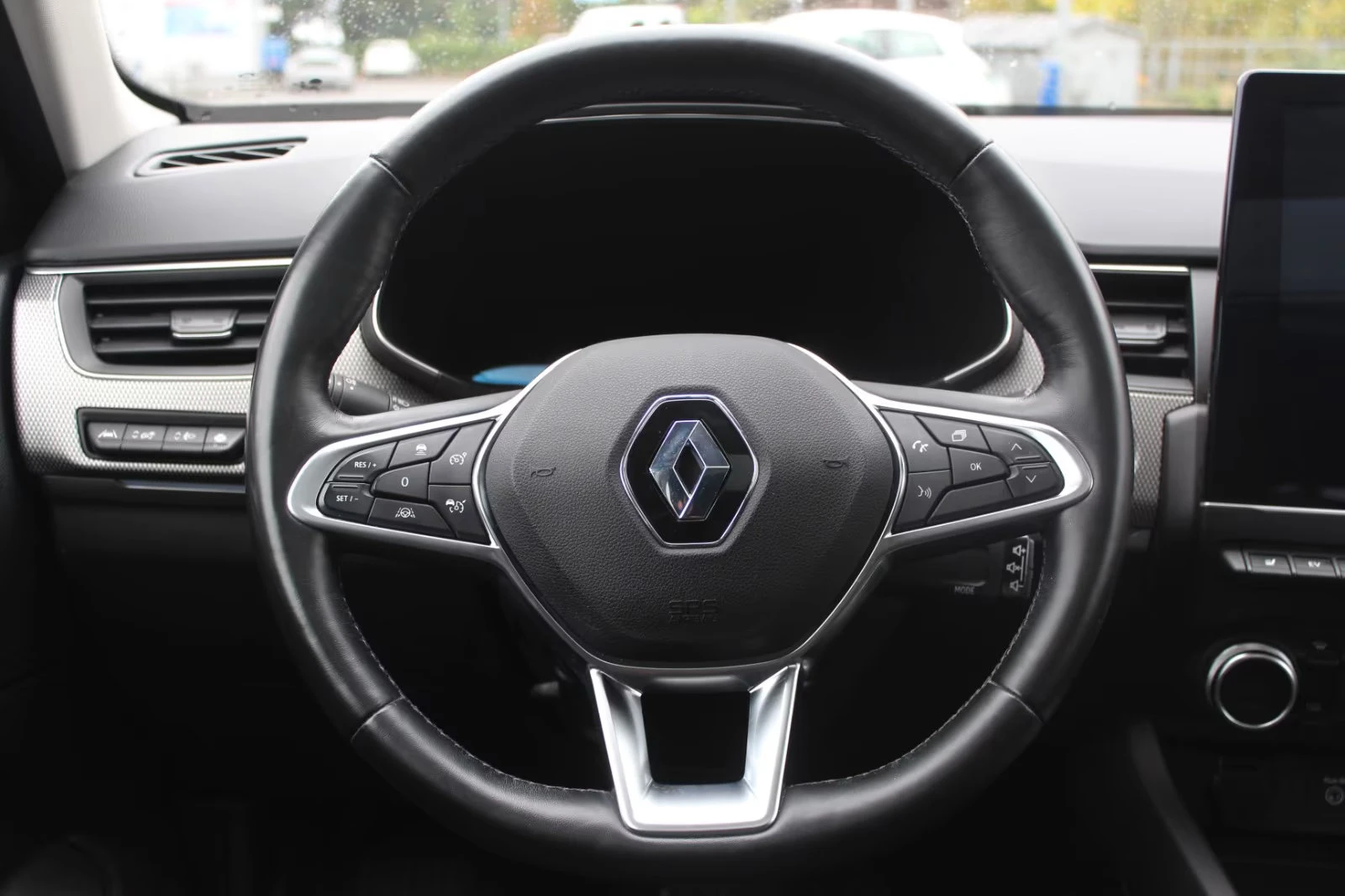 Renault Arkana 1.6HEV/143HP/TECHNO/PANO/CAM/DIGI/LED/KLESS/512g - изображение 6