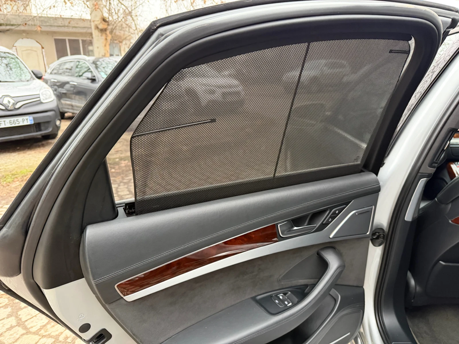 Audi A8 4.2TDI* V8* Бартер - изображение 9