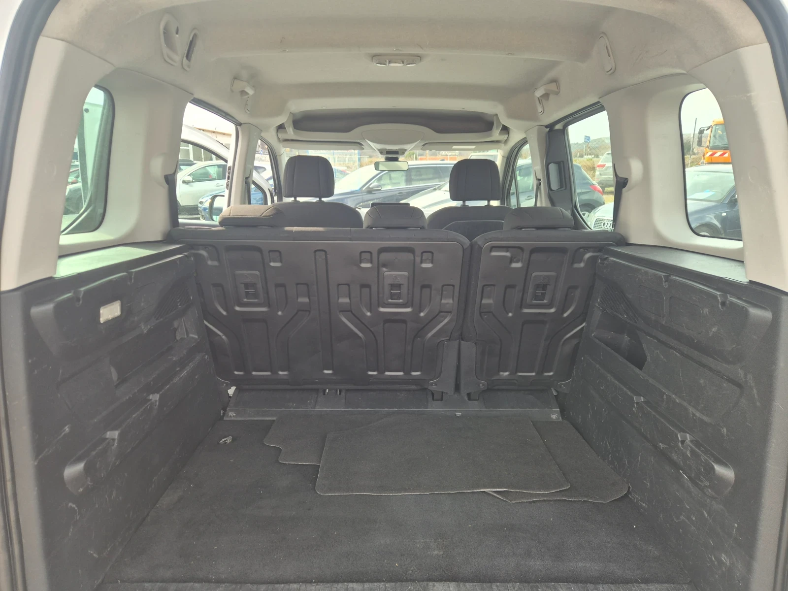 Citroen Berlingo 1.5 HDI - изображение 8