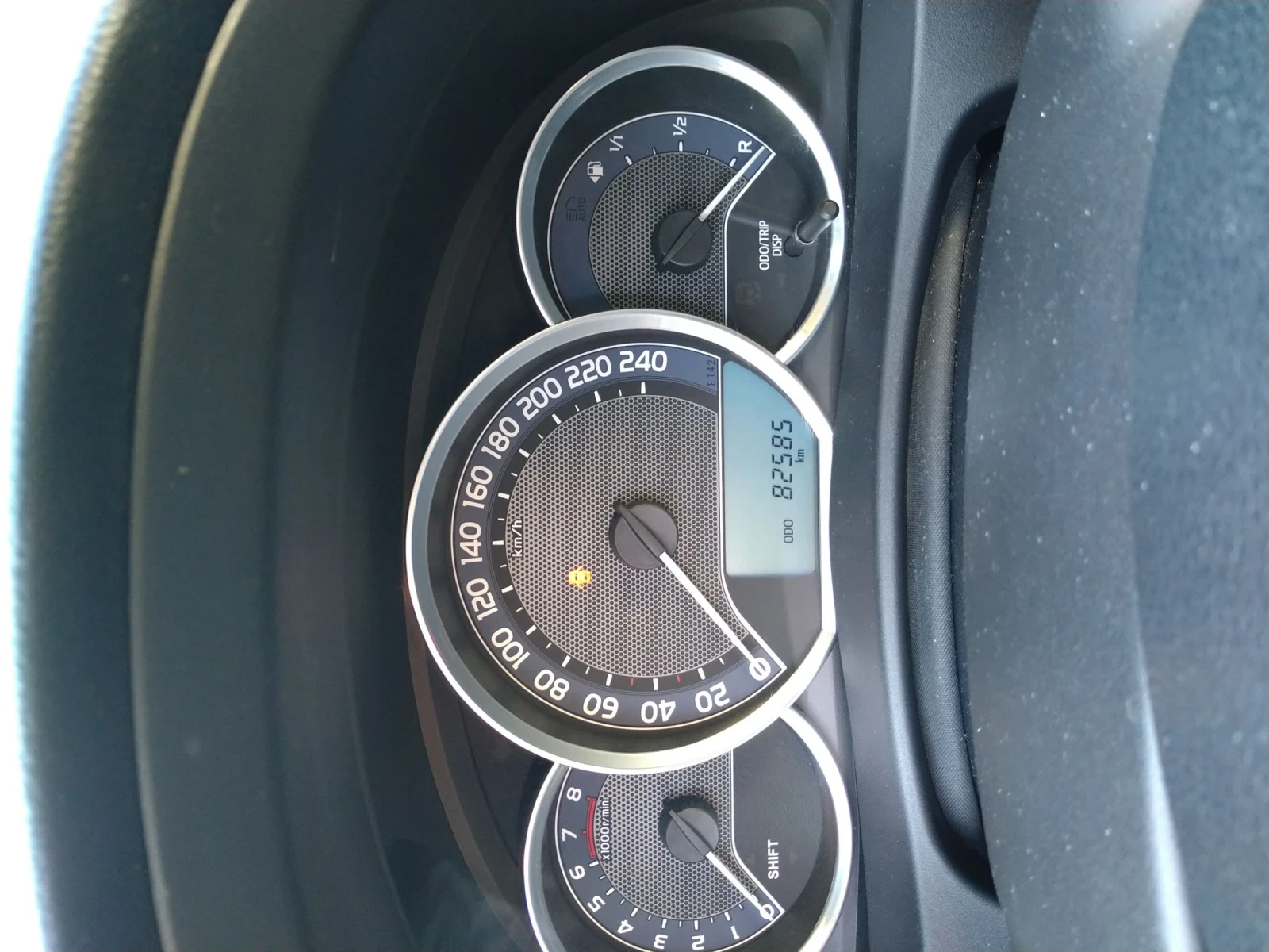 Toyota Auris 1329, снимка 17 - Автомобили и джипове - 53762516