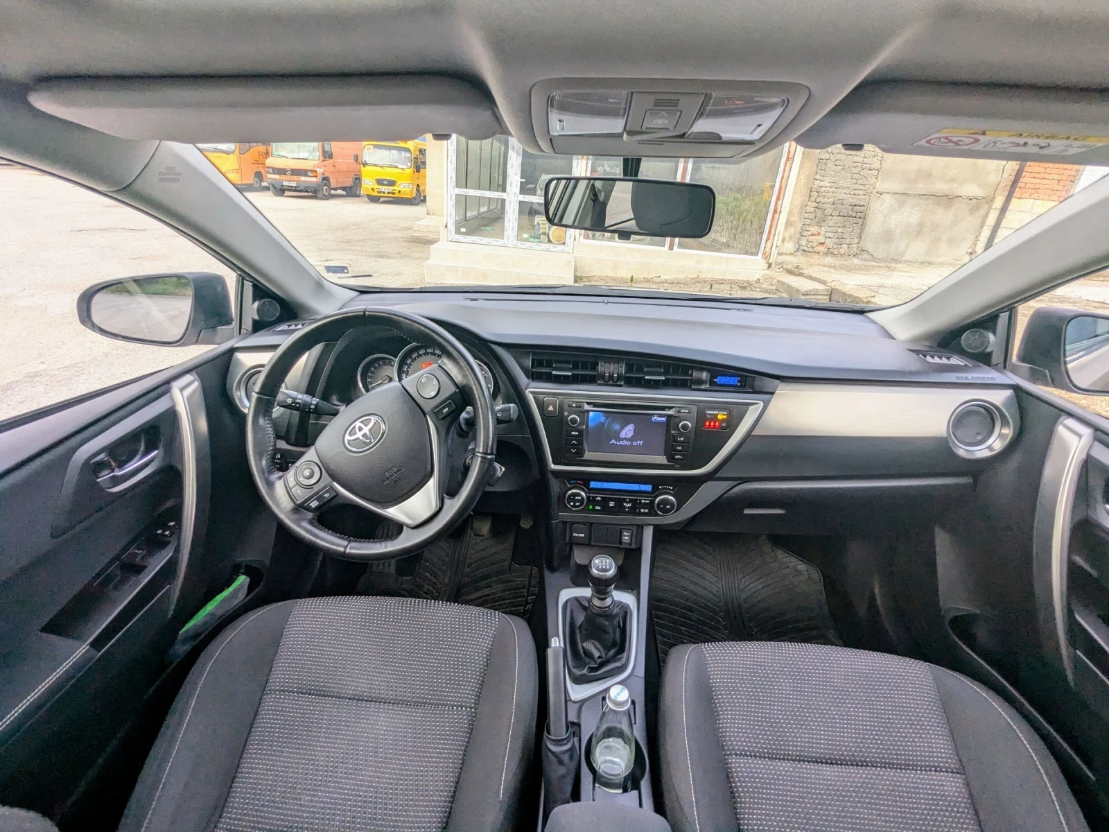 Toyota Auris 1329, снимка 12 - Автомобили и джипове - 53762516
