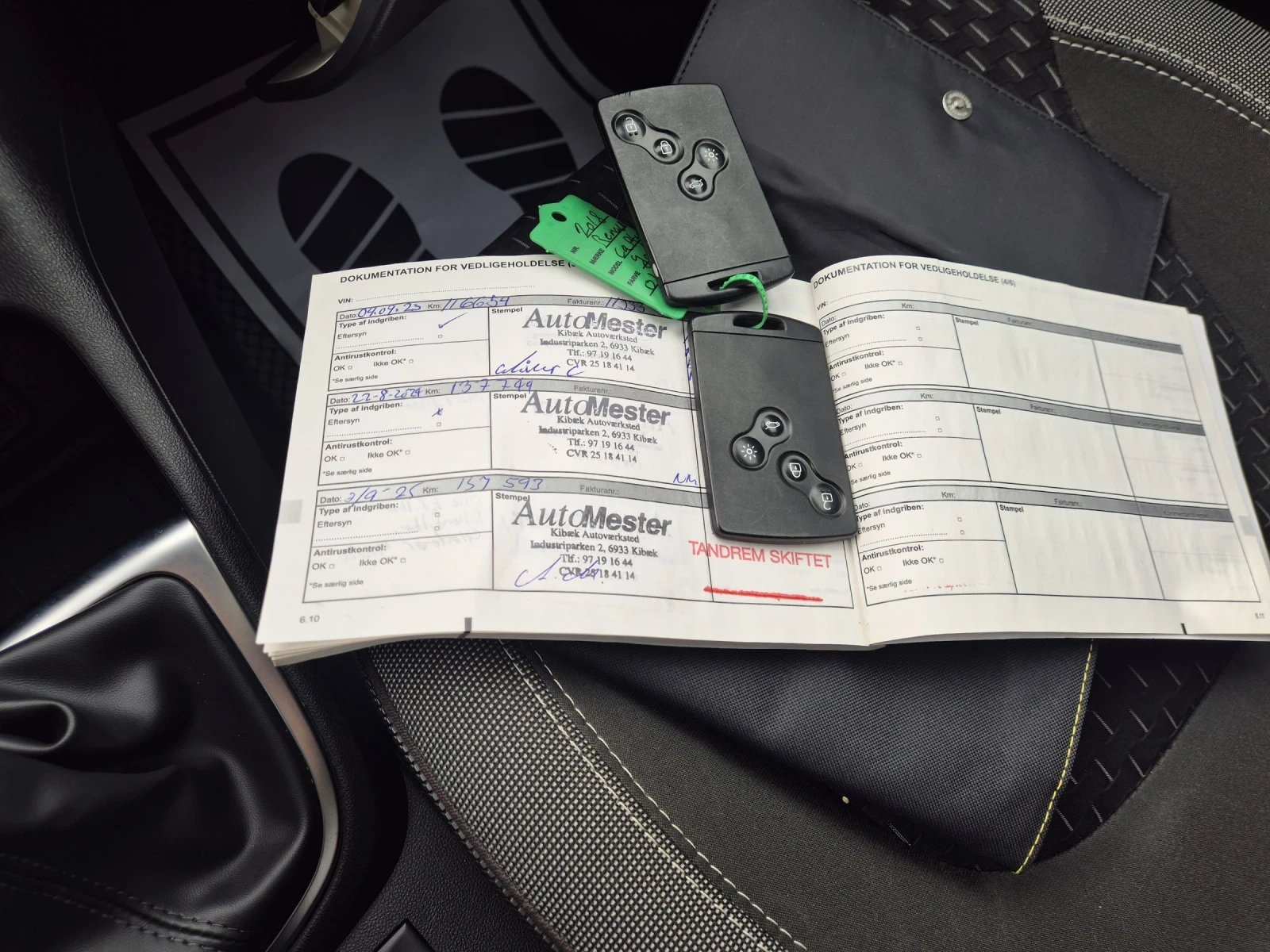 Renault Captur 1.5dci Face-lift , снимка 10 - Автомобили и джипове - 53957056