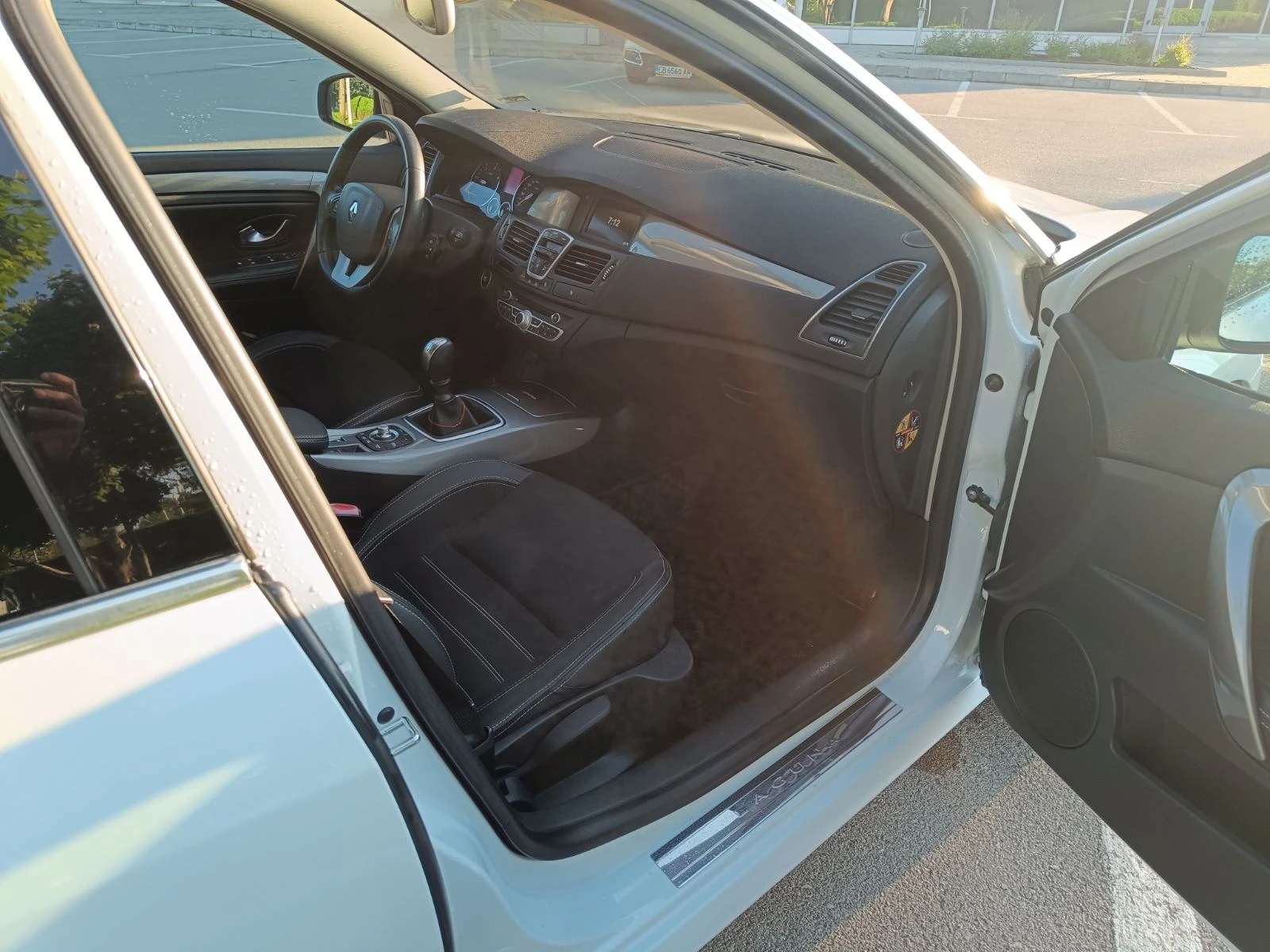 Renault Laguna Grand Tour 4 Control, снимка 14 - Автомобили и джипове - 54584256