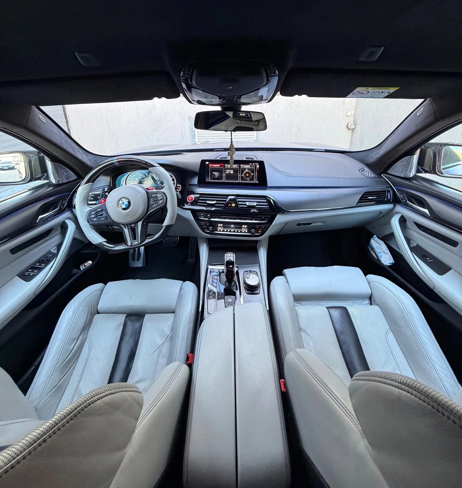 BMW M5 Competition xDrive, снимка 10 - Автомобили и джипове - 54759508