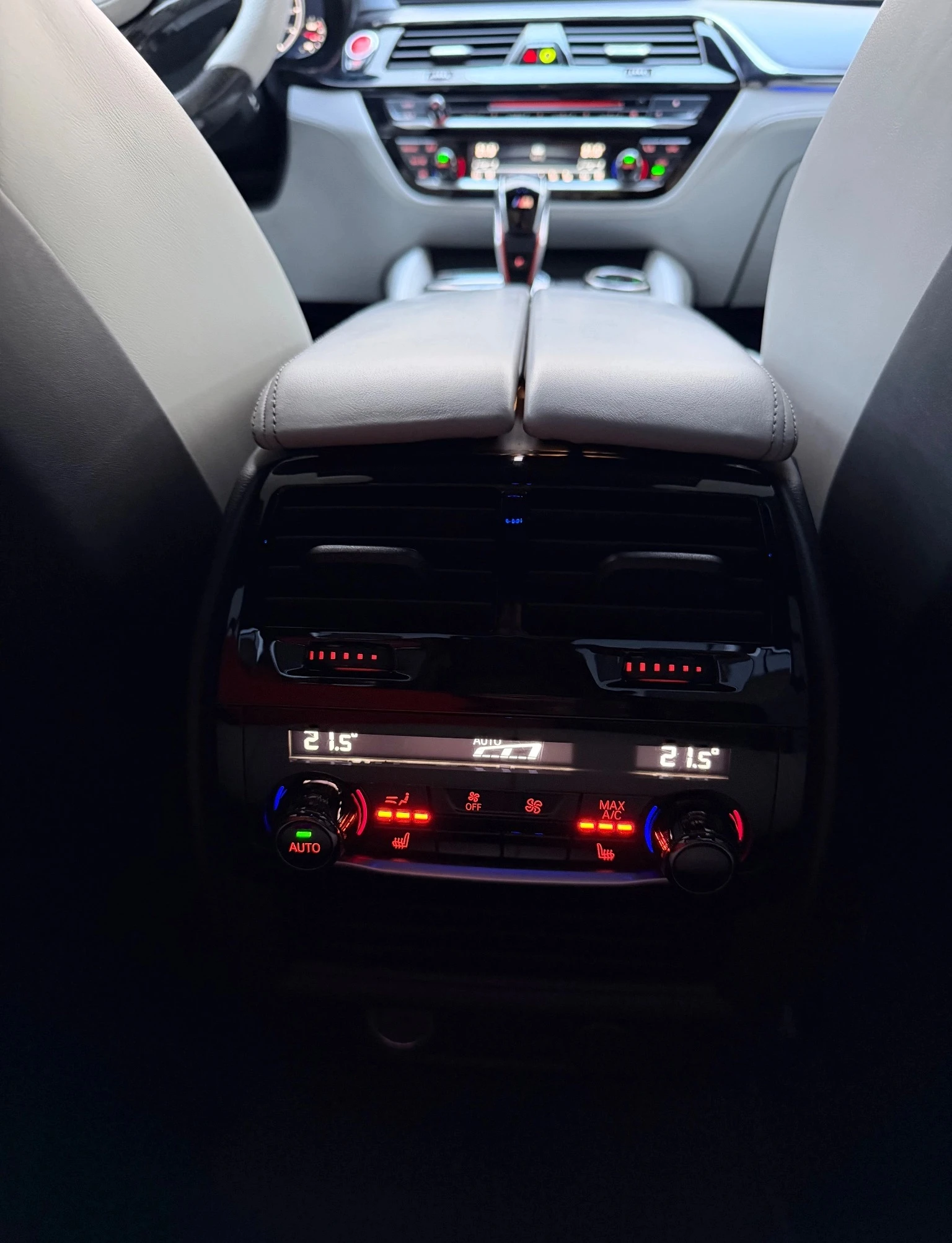 BMW M5 Competition xDrive, снимка 15 - Автомобили и джипове - 54759508