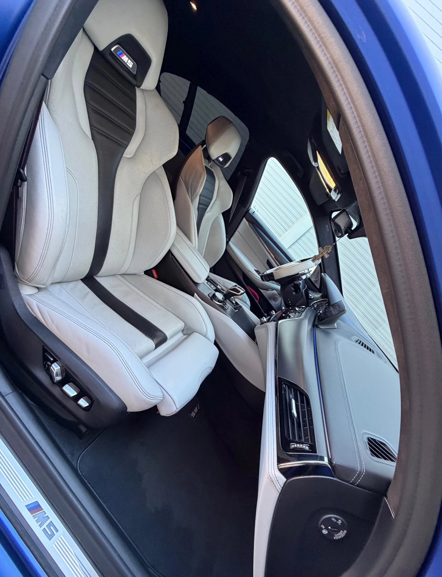 BMW M5 Competition xDrive, снимка 12 - Автомобили и джипове - 54759508