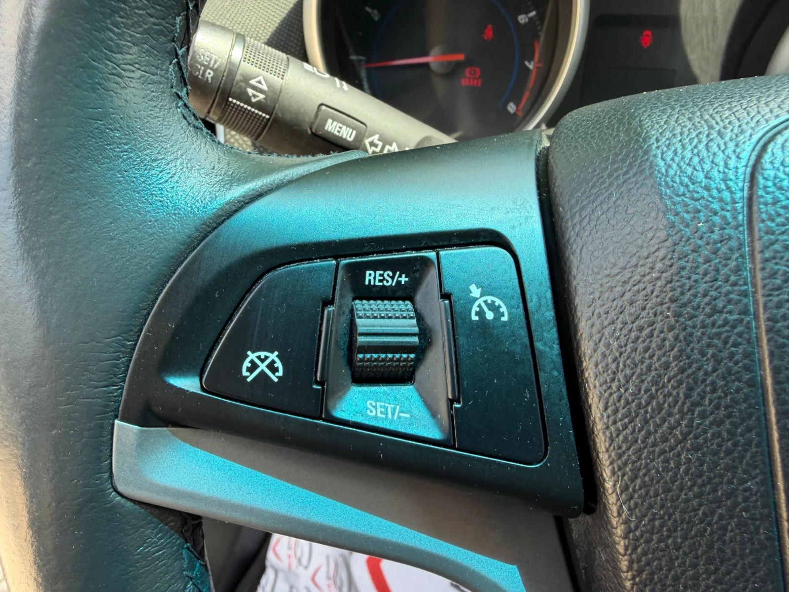 Chevrolet Cruze 1.8* LPG, снимка 14 - Автомобили и джипове - 55154004