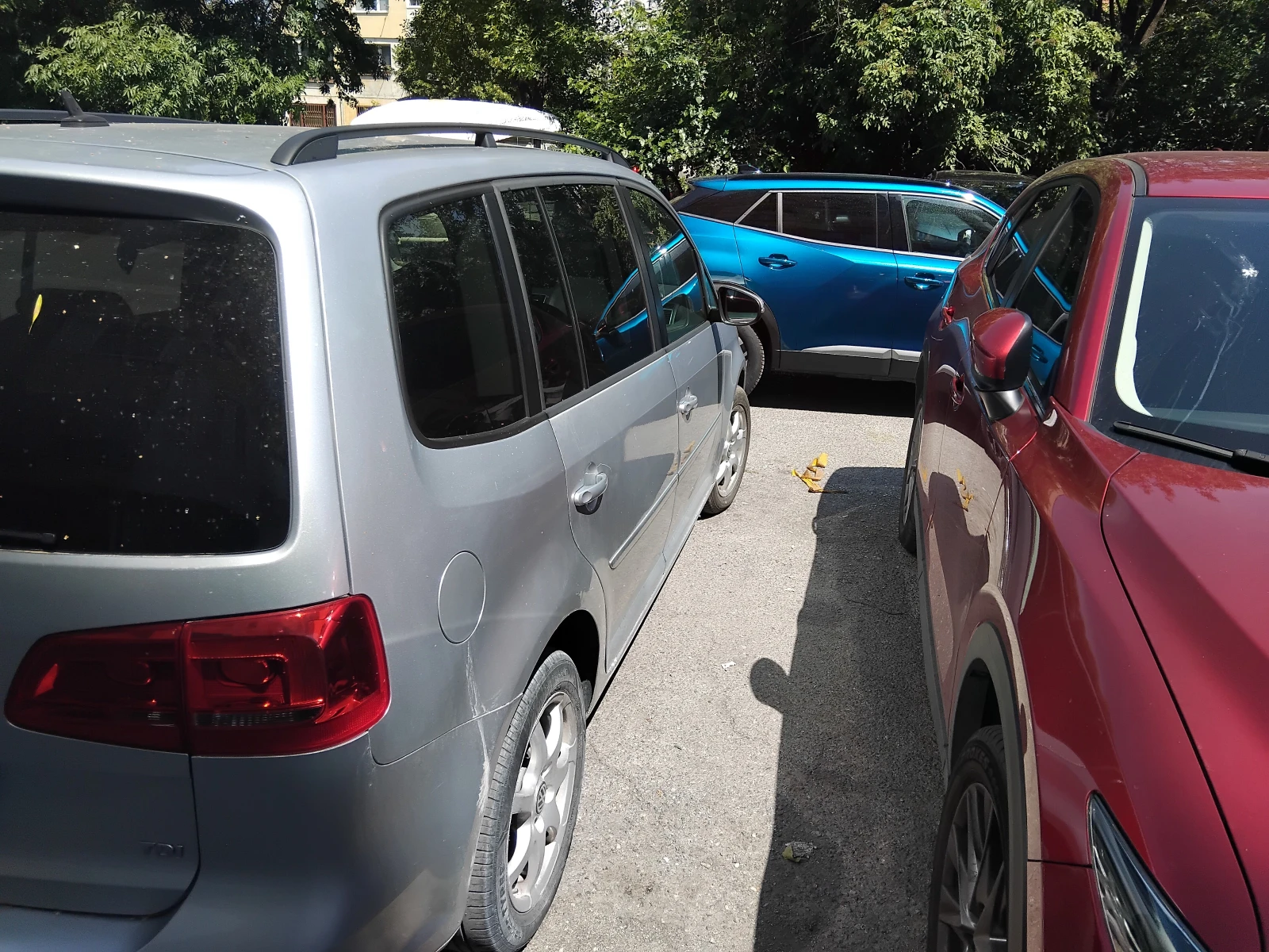 VW Touran, снимка 3 - Автомобили и джипове - 55299989