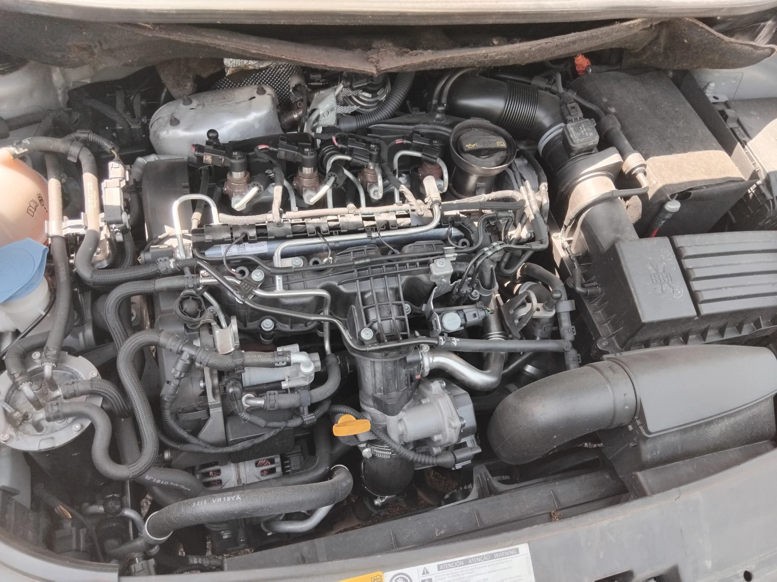 VW Touran, снимка 5 - Автомобили и джипове - 55299989