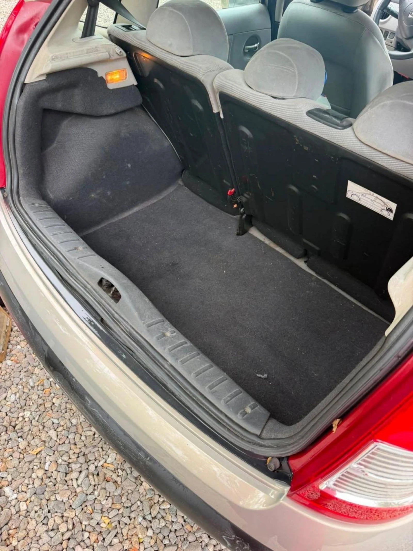 Citroen C3 1.4 Hdi, снимка 5 - Автомобили и джипове - 55434842