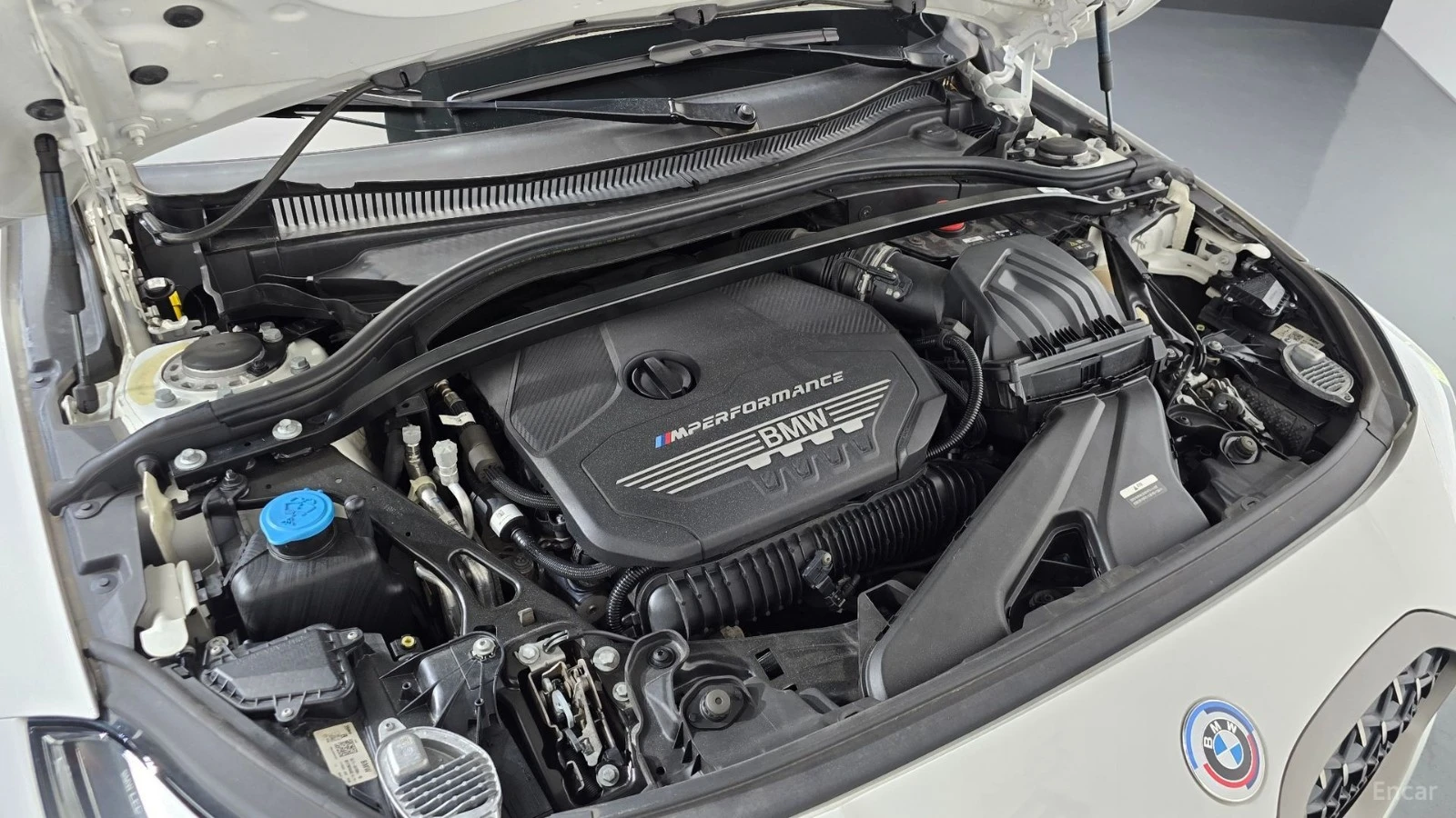 BMW M135 xDrive* ПОДГРЕВ* КАМЕРА* HEADUP* SUNROOF* , снимка 17 - Автомобили и джипове - 55476465
