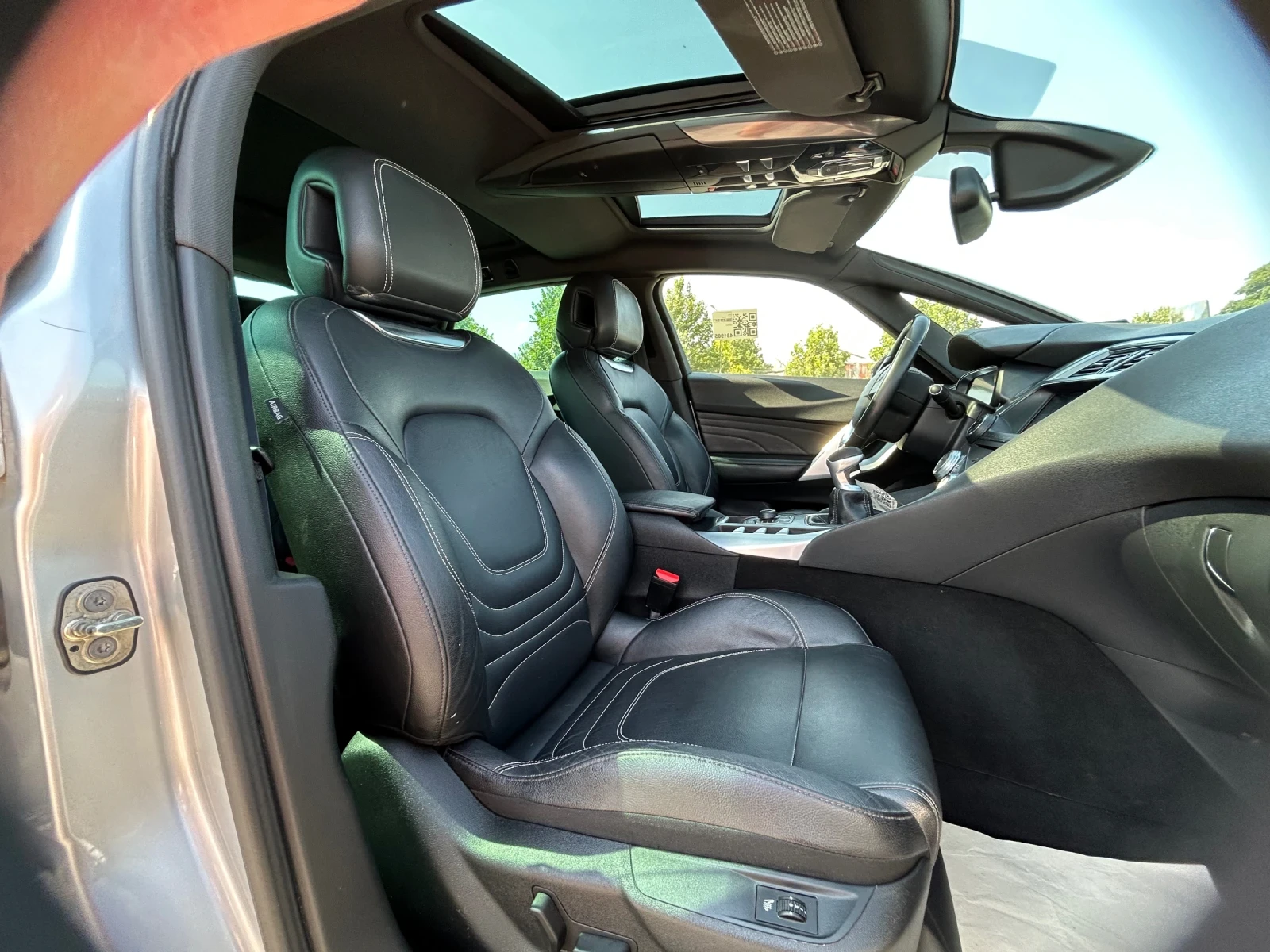 Citroen DS5 2.0HDi/163K.C./NAVi/LED/РЪЧНИ СКОРОСТИ, снимка 10 - Автомобили и джипове - 55572077